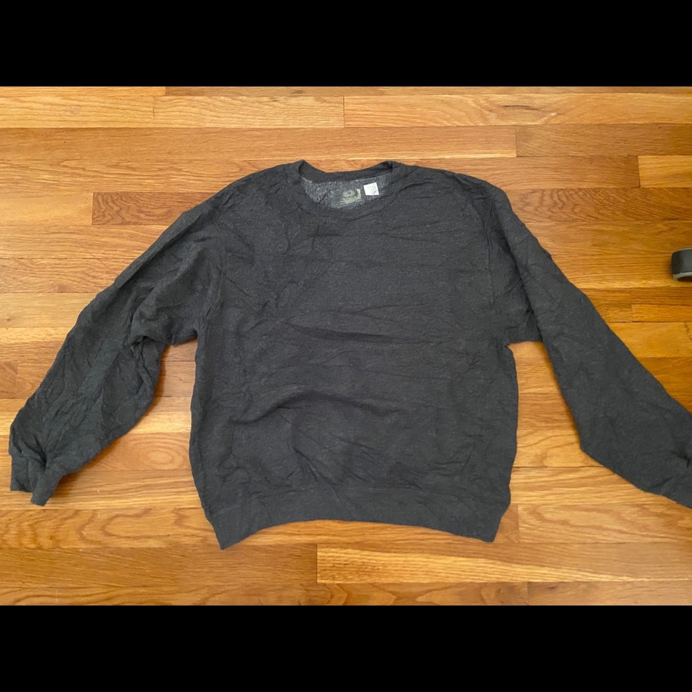 gray crew neck